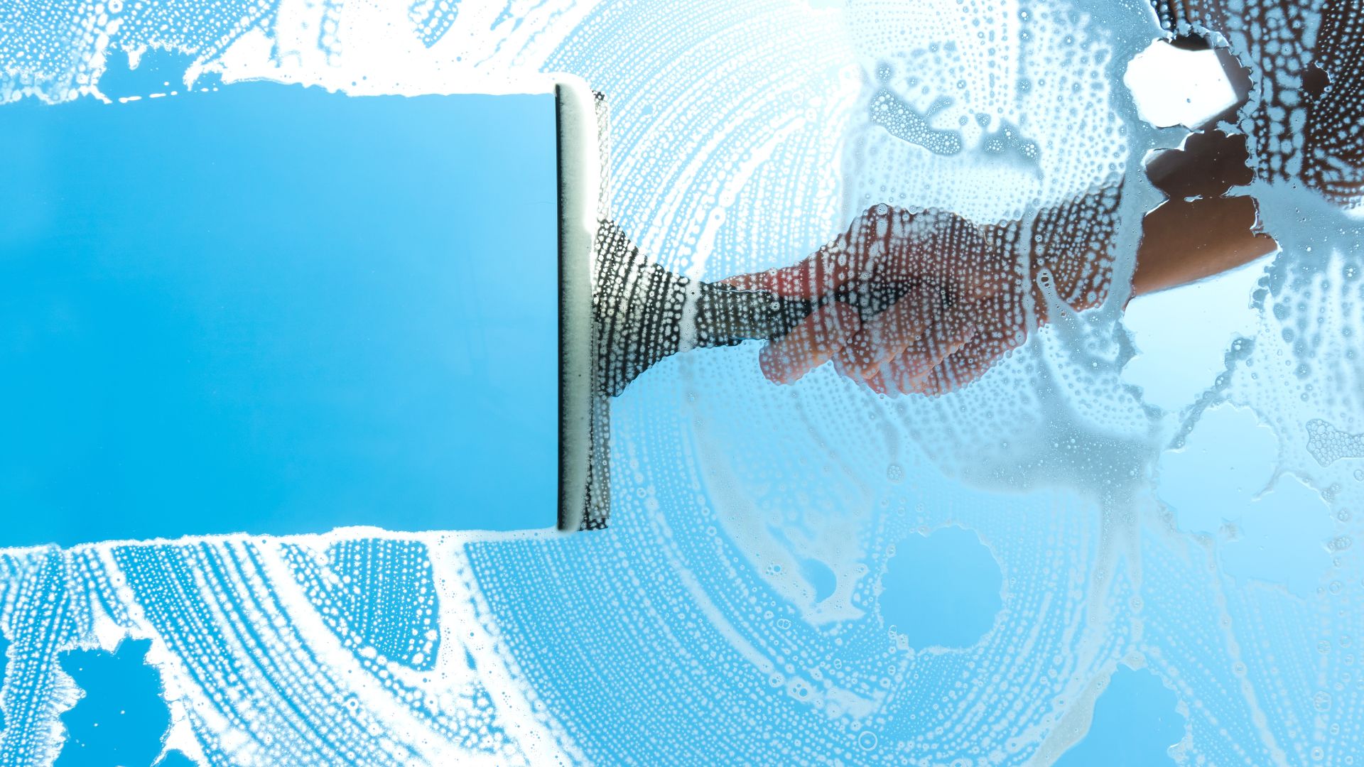 Window cleaning for villas